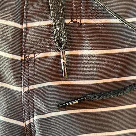 Quicksilver Board Short (31) - Picture 5 of 13